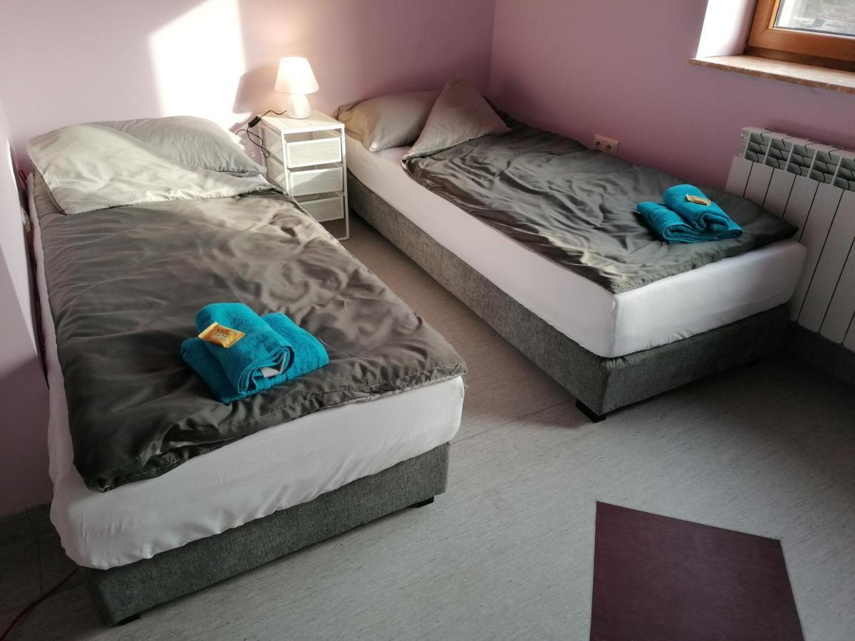 Krakowiacy I Slazacy-Noclegi Libiaz Esterno foto
